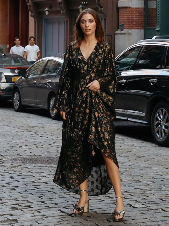 Mille Dresses & Skirts - MILLE Caye Maxi Butterfly Sleeve Black Gold Metallic Dress